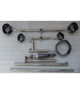 Ensemble Barres de Contrainte Menottes Collier et Godemichet