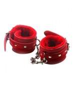 Sextoys, sexshop, loveshop, lingerie sexy : Menottes BDSM : Menottes fourrures rouges BDSM