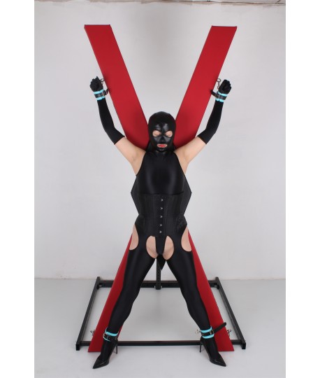 Sextoys, sexshop, loveshop, lingerie sexy : Loveroom - Mobilier BDSM : Croix de saint andrée avec socle - Loveroom - Mobilier...