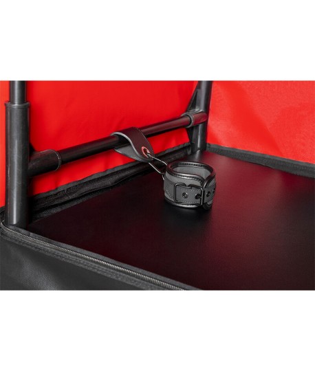 Sextoys, sexshop, loveshop, lingerie sexy : Loveroom - Mobilier BDSM : Cabine Bukkake Kink Club - Noir et Rouge Secret Dome-L...